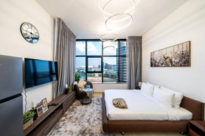 Classic Studio Apartment in JVC - Community View